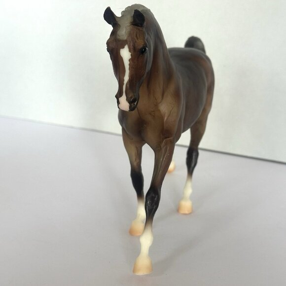 Breyer Classic #755403 Riding English Chestnut Horse 6"X9" - Picture 3 of 8